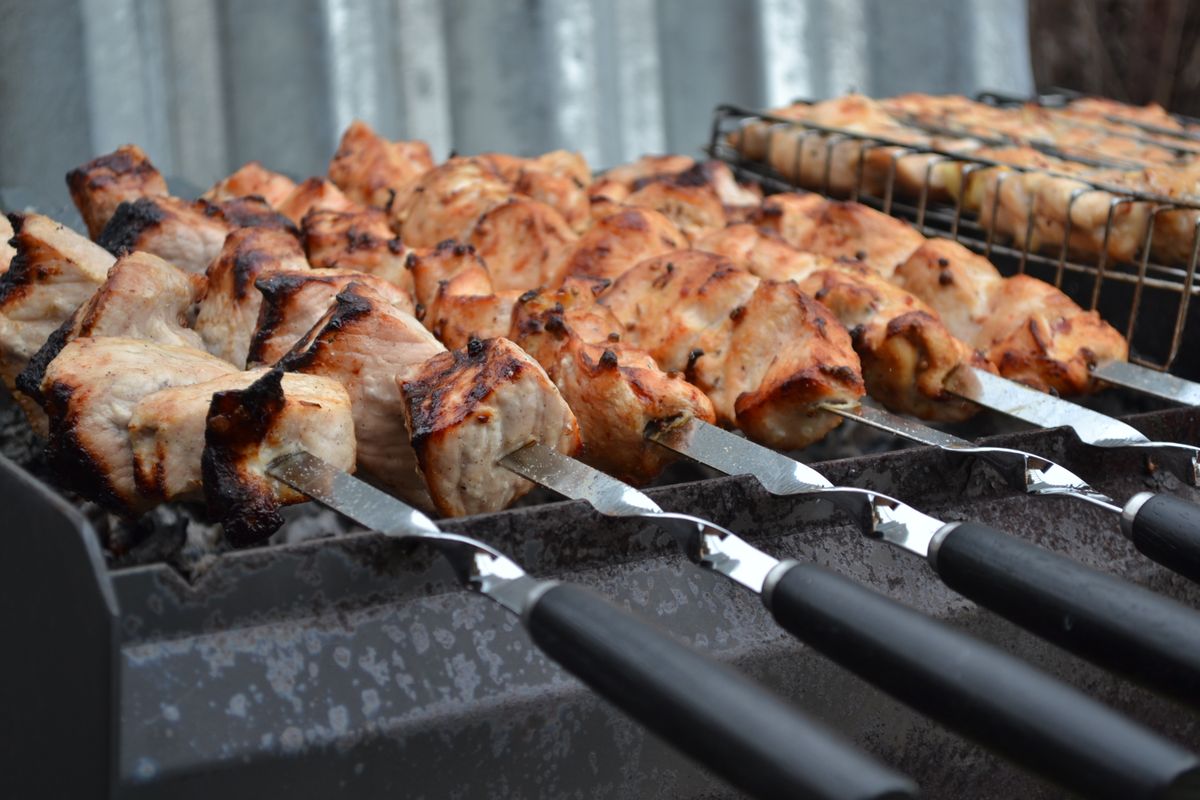 Dutch oven stoofvlees op de kamado - winter BBQ recept